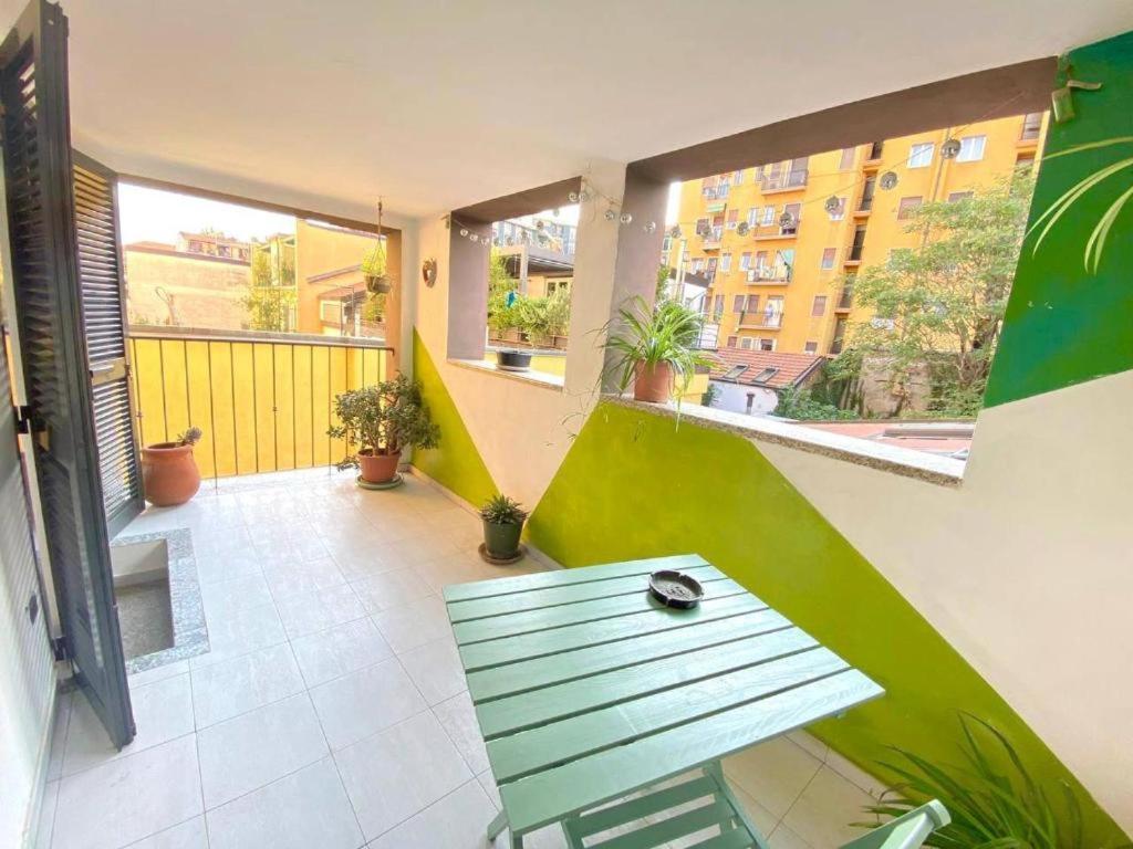 Conte Rosso House, Con Doppia Terrazza In Coorte Tranquilla A Due Passi Da Stazione E Metropolitana Lambrate Apartamento Milão Exterior foto